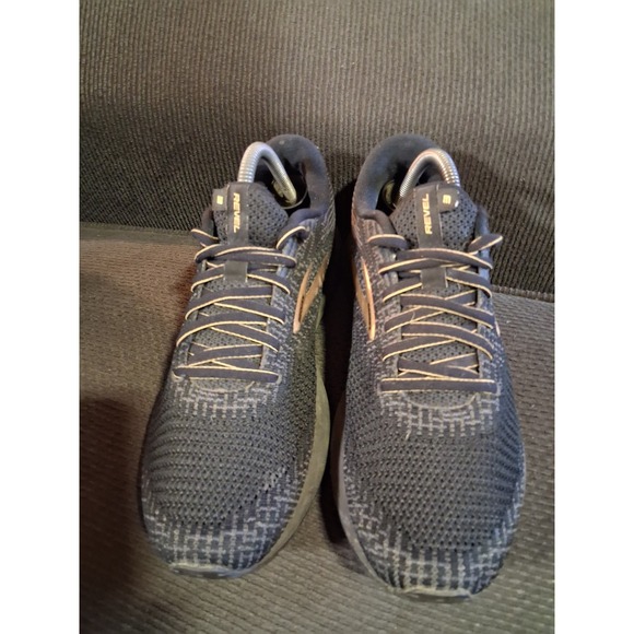 Brooks Mens Revel 3 1103141D012 Black Gold‎ Running Shoes Lace Up Size 9D